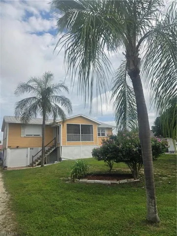 8093 Anhinga Rd, Fort Myers, Florida 33967
