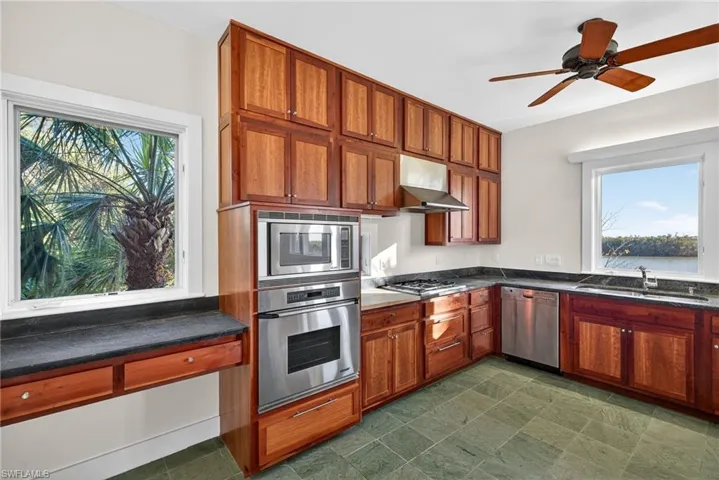5703 Sanibel Captiva Rd, Sanibel, Florida 33957