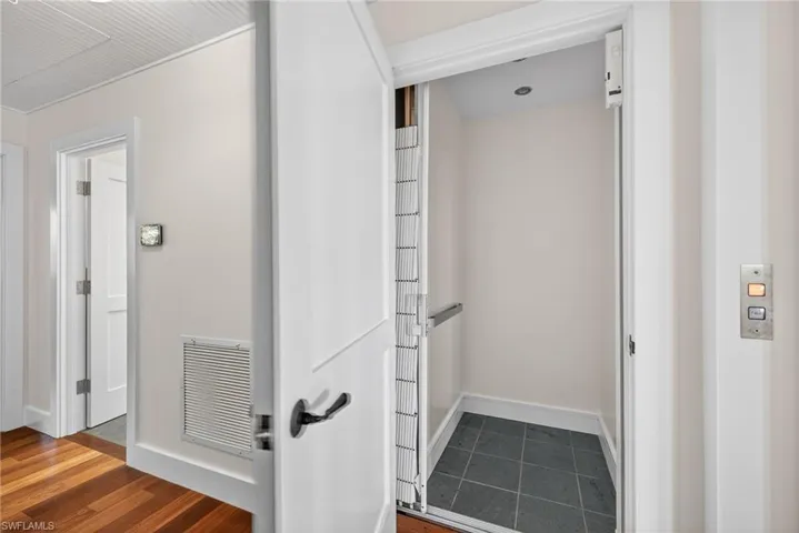 5703 Sanibel Captiva Rd, Sanibel, Florida 33957
