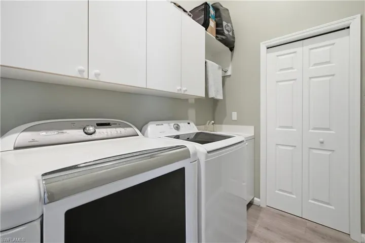 14560 Red Fox Run 502, Naples, Florida 34110