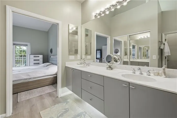 14560 Red Fox Run 502, Naples, Florida 34110