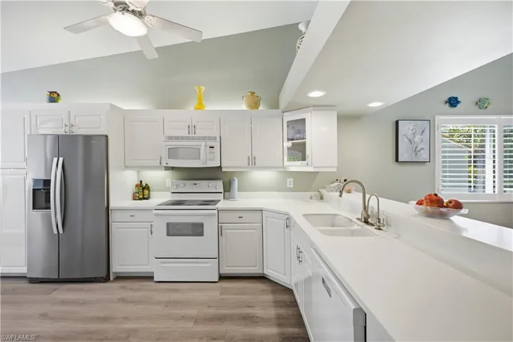 14560 Red Fox Run 502, Naples, Florida 34110