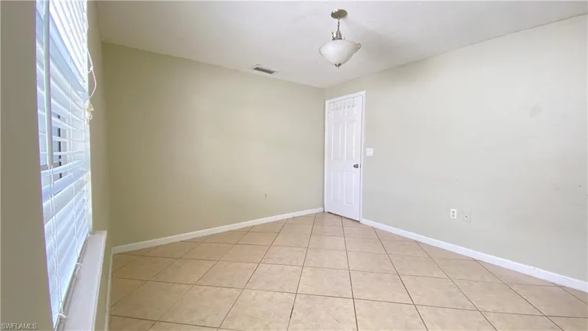 814 109th Ave N, Naples, Florida 34108