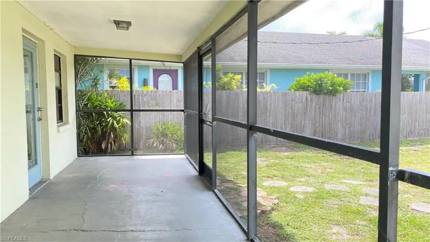 814 109th Ave N, Naples, Florida 34108