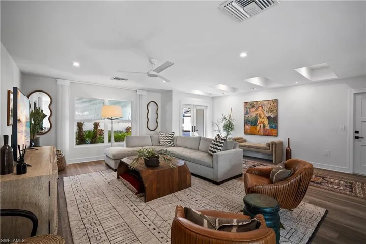 4826  West  BLVD, Naples, FL 34103