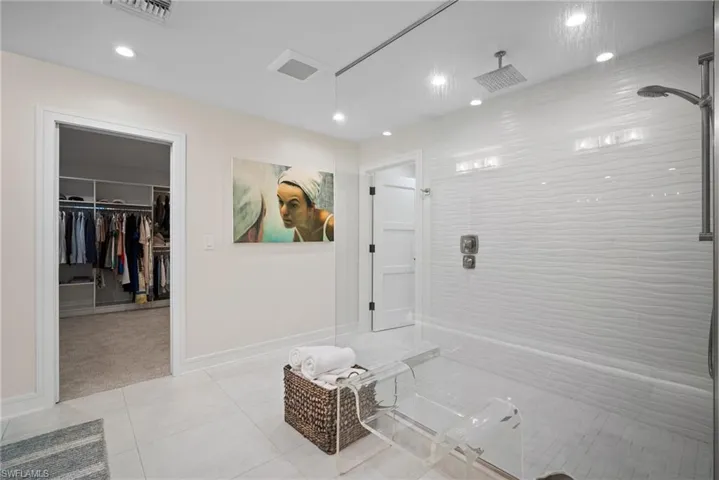 4826  West  BLVD, Naples, FL 34103
