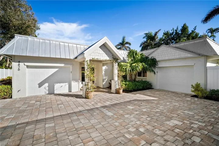 4826  West  BLVD, Naples, FL 34103