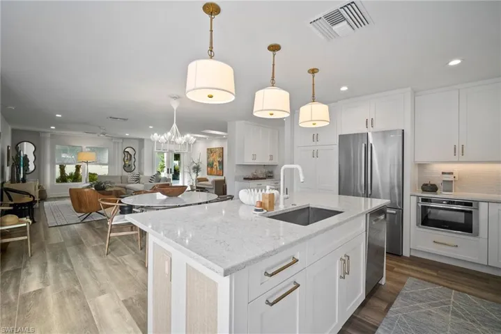 4826  West  BLVD, Naples, FL 34103