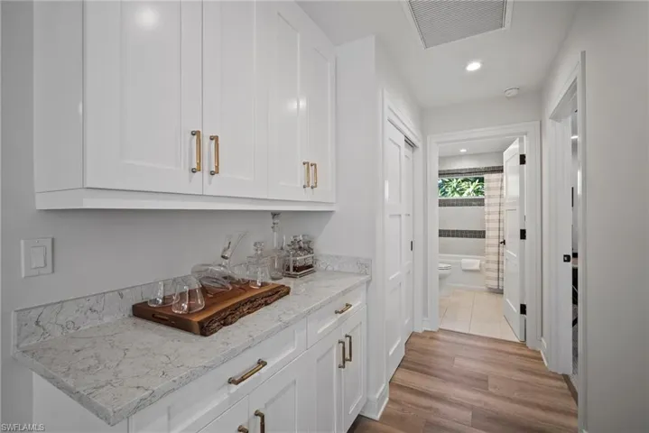 4826  West  BLVD, Naples, FL 34103