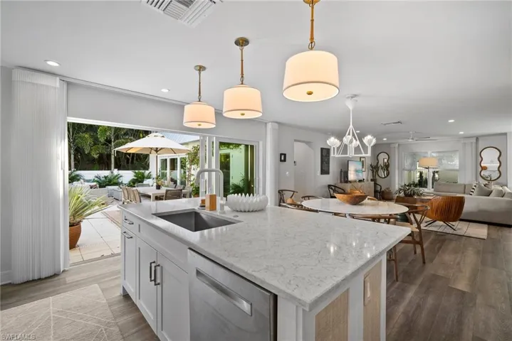 4826  West  BLVD, Naples, FL 34103