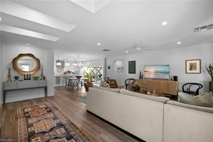 4826  West  BLVD, Naples, FL 34103