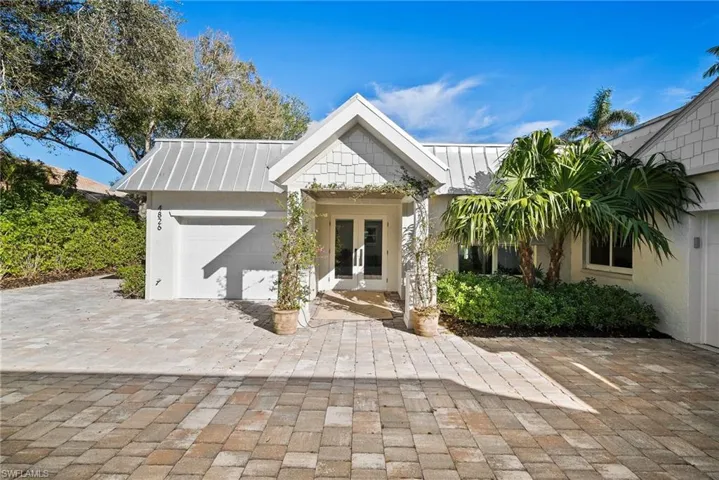 4826  West  BLVD, Naples, FL 34103