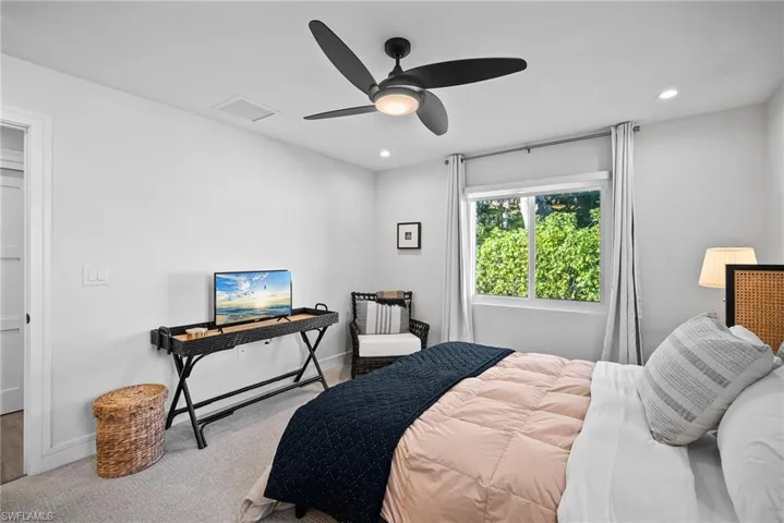 4826  West  BLVD, Naples, FL 34103