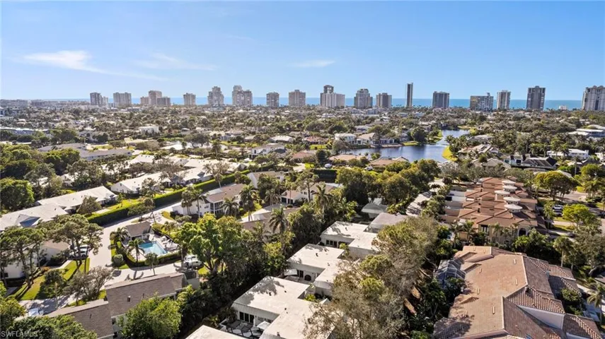 4826  West  BLVD, Naples, FL 34103