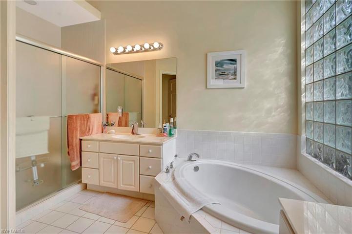 28638 Highgate DR, BONITA SPRINGS FL 34135