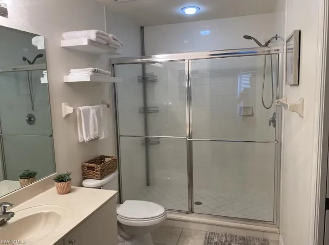 4430 Botanical Place Cir 303, Naples, Florida 34112