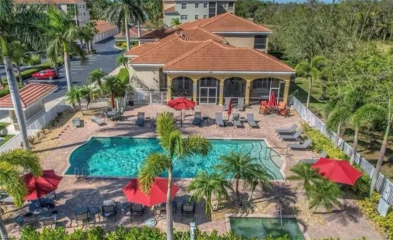 4430 Botanical Place Cir 303, Naples, Florida 34112