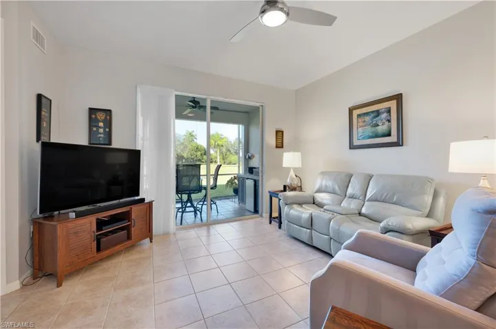 338 Newport Dr 1803, Naples, Florida 34114