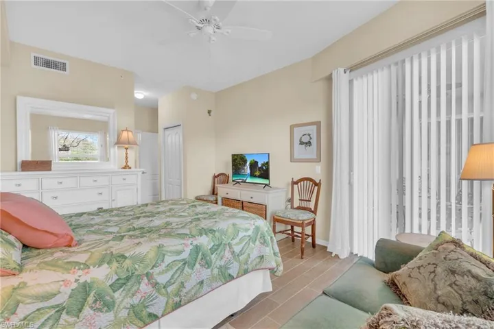3445  Laurel Greens S LN, Naples, FL 34119