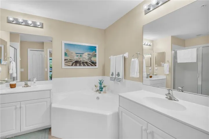 3445  Laurel Greens S LN, Naples, FL 34119