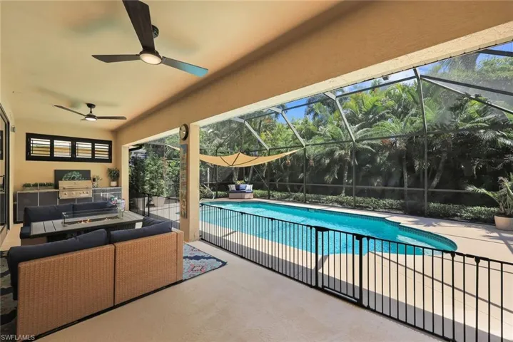 2039 Imperial Cir, Naples, Florida 34110