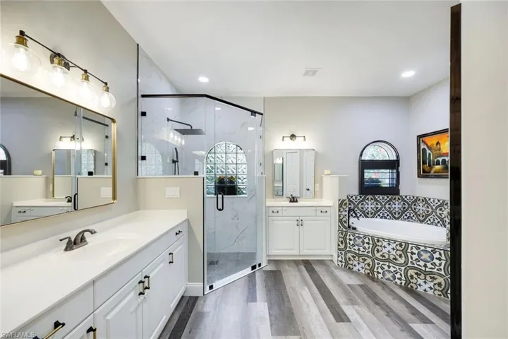 2039 Imperial Cir, Naples, Florida 34110