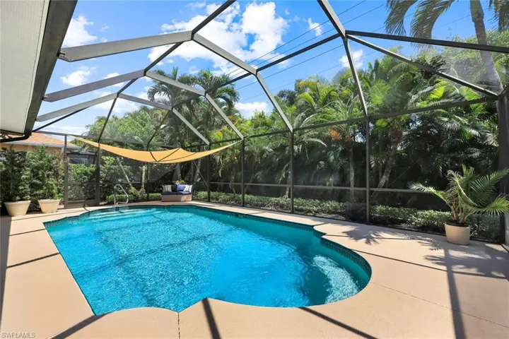 2039 Imperial Cir, Naples, Florida 34110