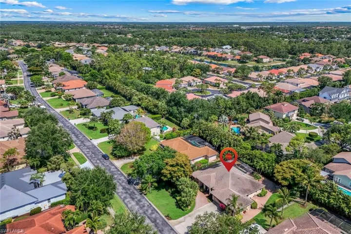 2039 Imperial Cir, Naples, Florida 34110