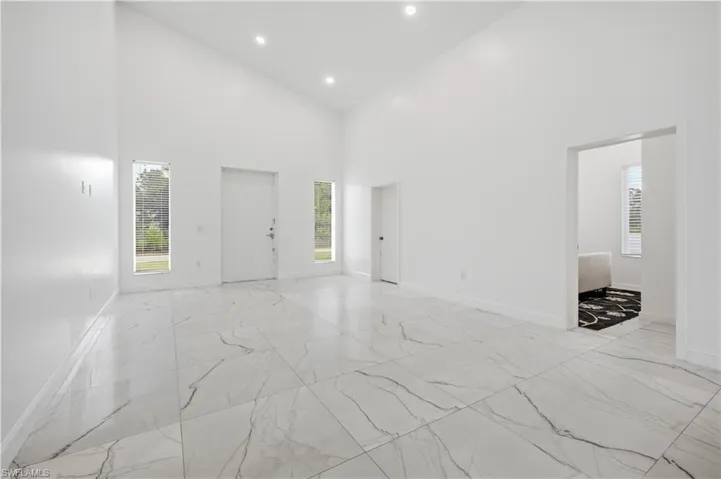 840 Carpenter St E, Lehigh Acres, Florida 33974