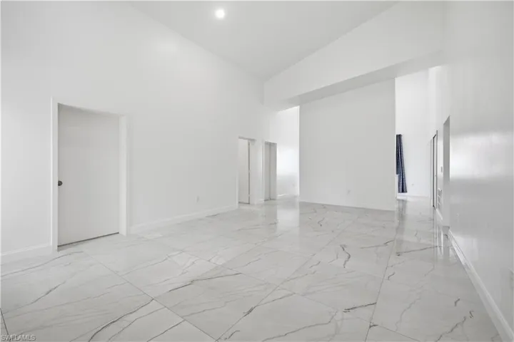 840 Carpenter St E, Lehigh Acres, Florida 33974