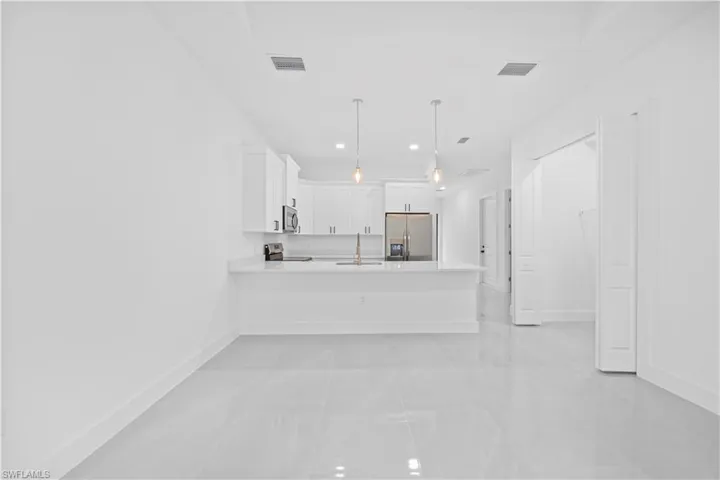 403/405 Bell Blvd S, Lehigh Acres, Florida 33974