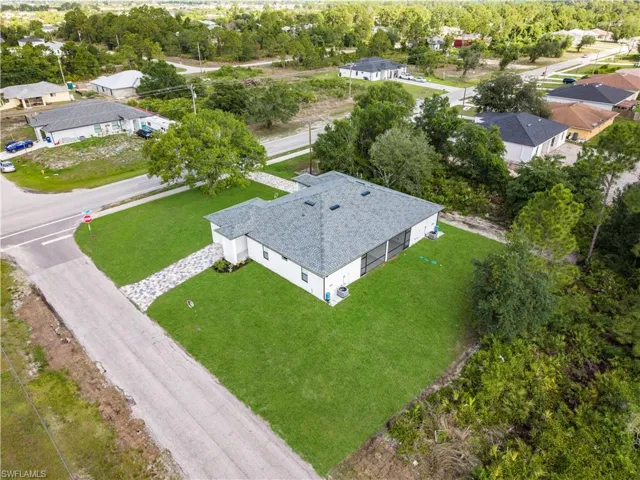 403/405 Bell Blvd S, Lehigh Acres, Florida 33974