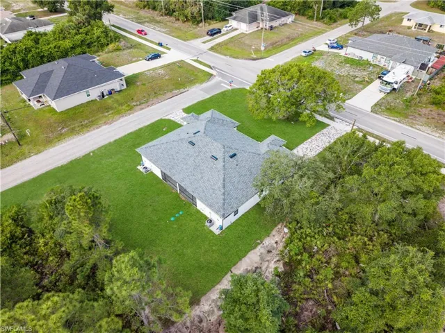 403/405 Bell Blvd S, Lehigh Acres, Florida 33974