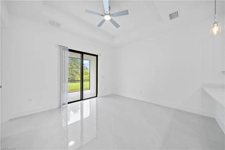 403/405 Bell Blvd S, Lehigh Acres, Florida 33974
