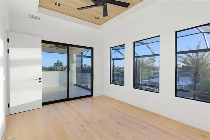 5332 Mayfair Ct, Cape Coral, Florida 33904