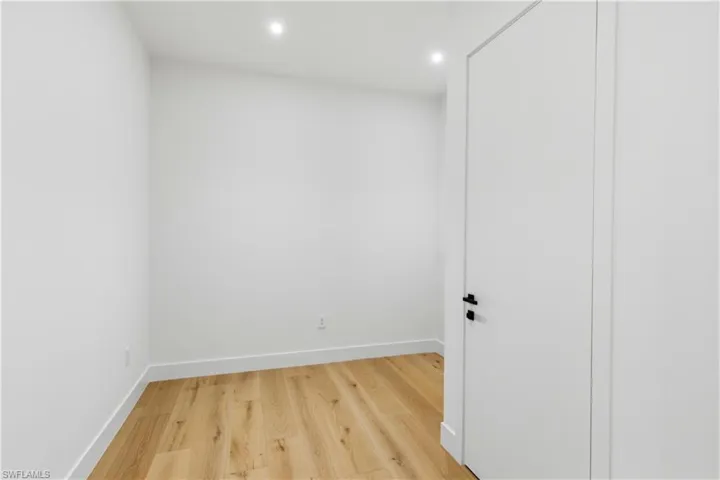5332 Mayfair Ct, Cape Coral, Florida 33904