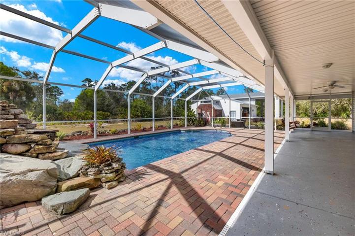 1411 Hibiscus AVE, LEHIGH ACRES FL 33972
