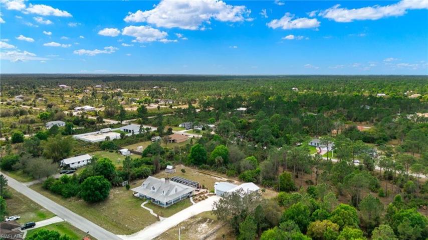 1411 Hibiscus AVE, LEHIGH ACRES FL 33972