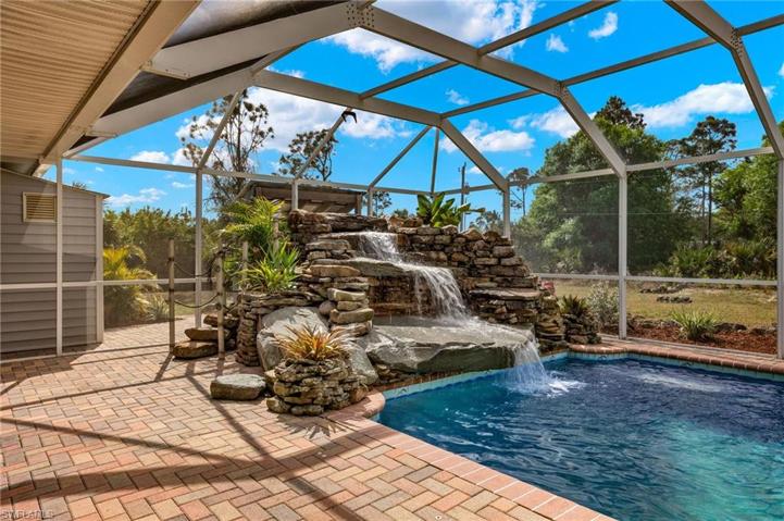 1411 Hibiscus AVE, LEHIGH ACRES FL 33972