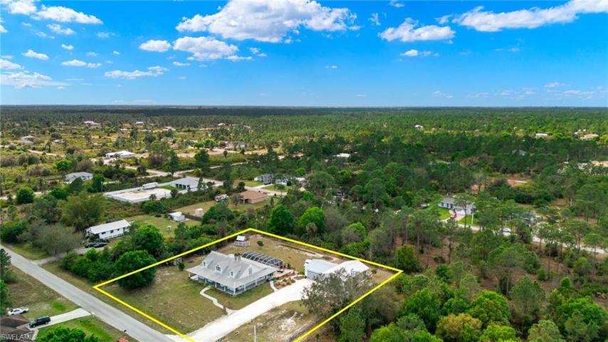 1411 Hibiscus AVE, LEHIGH ACRES FL 33972