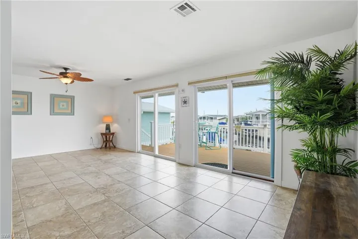 850 Oak St, Fort Myers Beach, Florida 33931