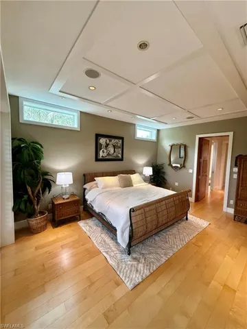 Guest bedroom 1
