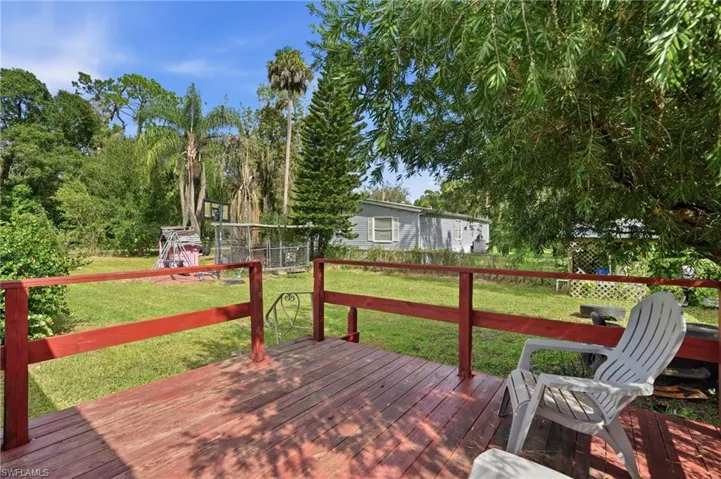 868 Avalon Ave, Labelle, Florida 33935