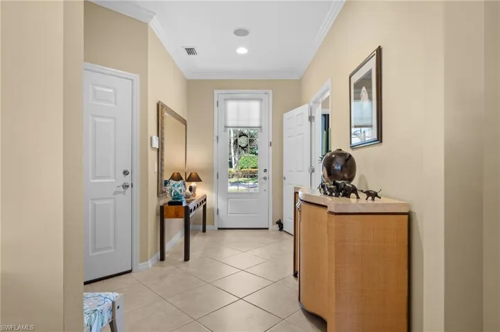 Foyer entry
