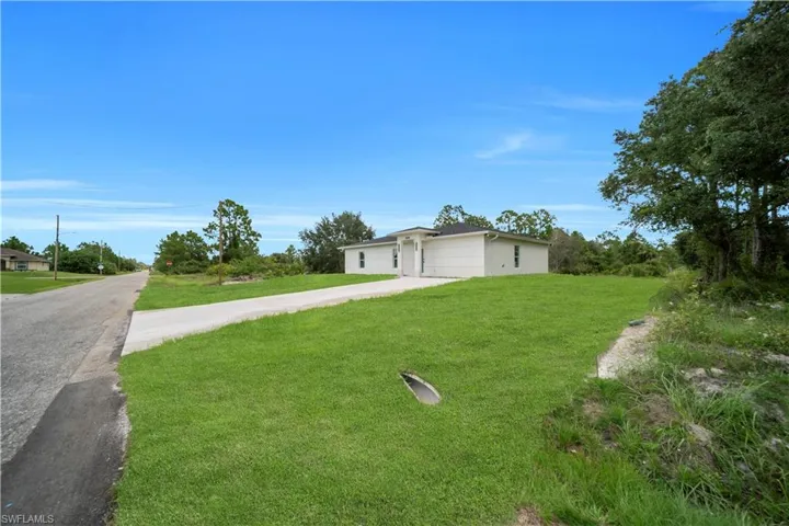 820  Hibiscus  AVE, Lehigh Acres, FL 33972