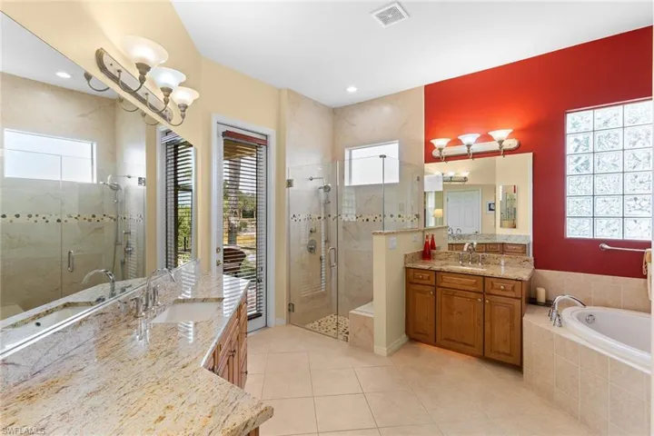 3515  Grand Cypress  CT, Naples, FL 34119