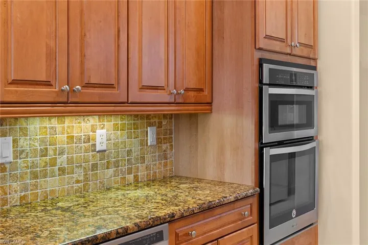 3515  Grand Cypress  CT, Naples, FL 34119