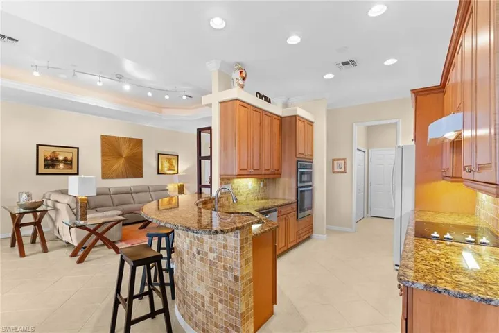 3515  Grand Cypress  CT, Naples, FL 34119