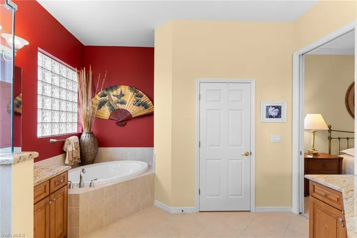 3515  Grand Cypress  CT, Naples, FL 34119