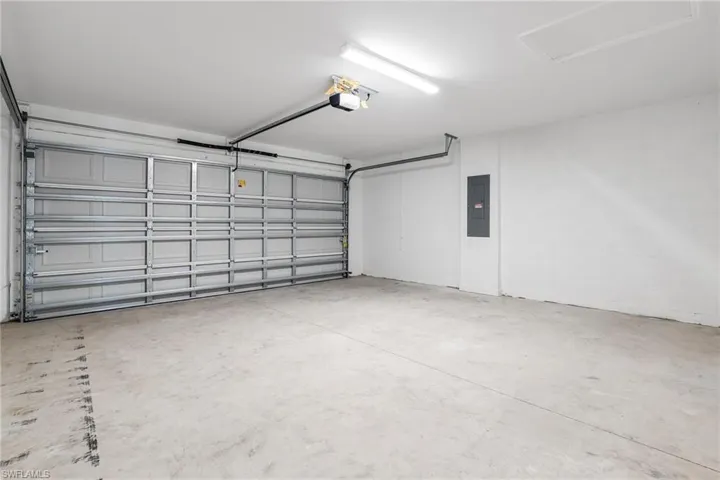 20627 Hazelnut Ct, Lehigh Acres, Florida 33936